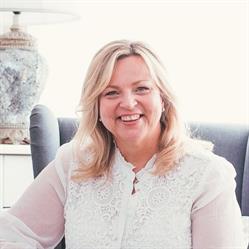 Susi Lodola Counselling Psychotherapist & Cognitive Behaviour Therapist, Dublin opening hours